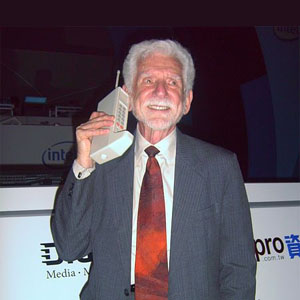 mamy-juz-40-urodziny-telefonu-komorkowego