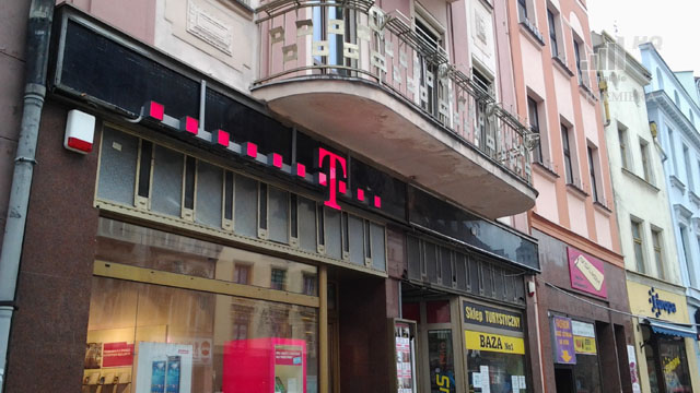 spada-liczba-klientow-t-mobile-po-4q2013-ktore-wchlonie-bank-alior-sync